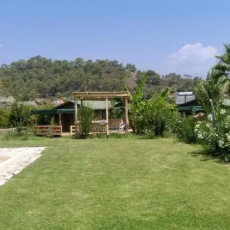 Séjour à la ferme Yesil Bahce Bungalow - Ahsap Evler *